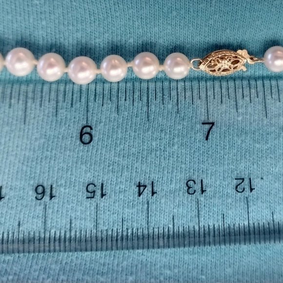 Rare Aura 24" White Freshwater Cultured AA Quality 5-6mm Pearl Necklace - Picture 2 of 9